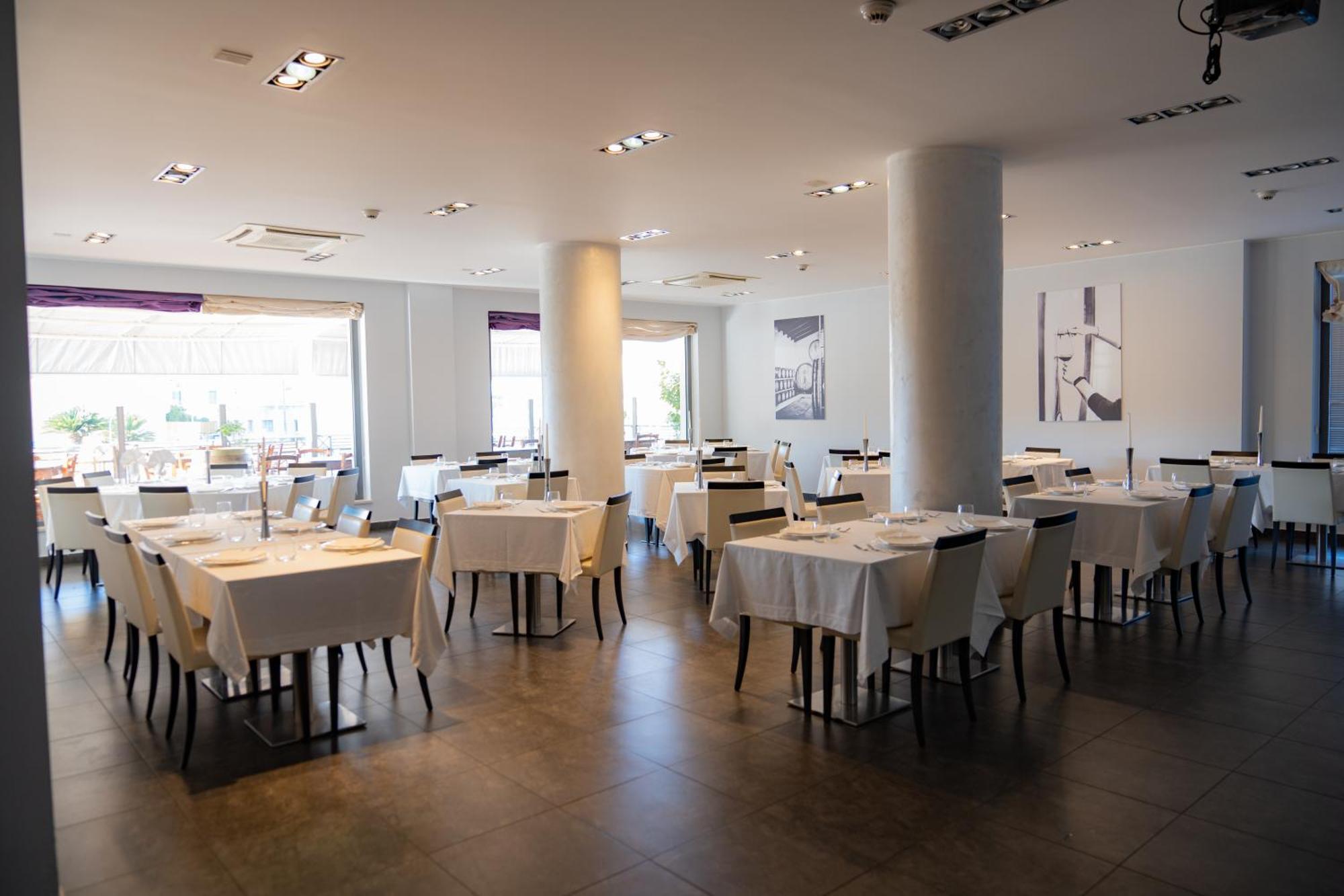Hotel Napoleon Torre Melissa Екстериор снимка